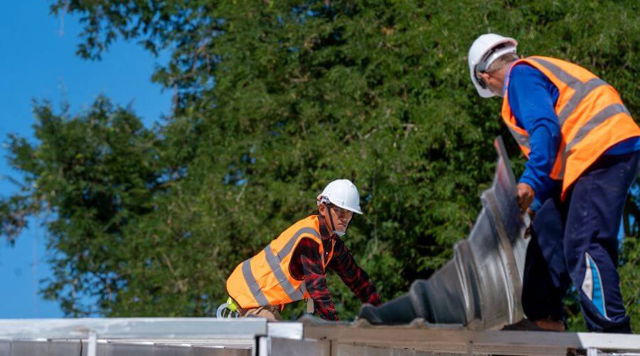 Professional Flat Roofing Installation in Nashport, OH